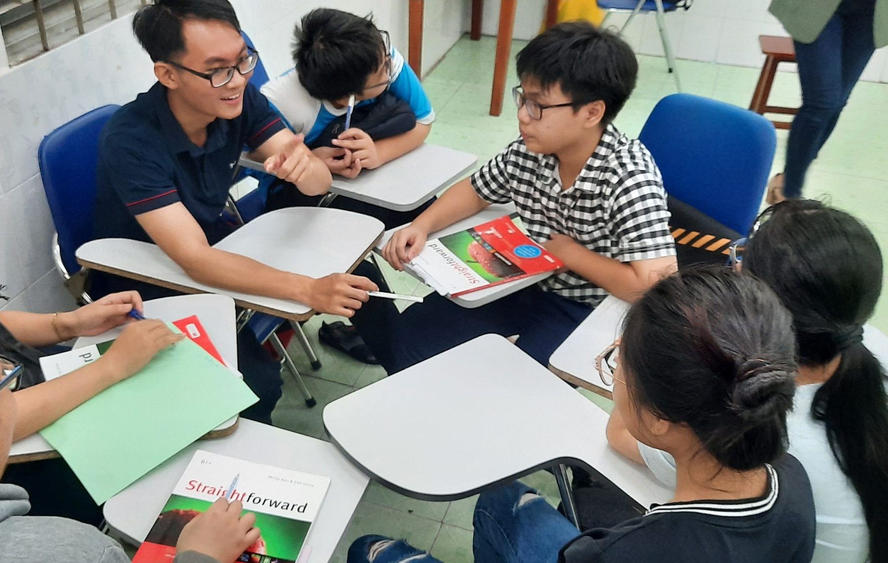 “I’m glad that I am able to study at Thang Long – whether it be face-to-face or online” – Pham Dinh Thinh